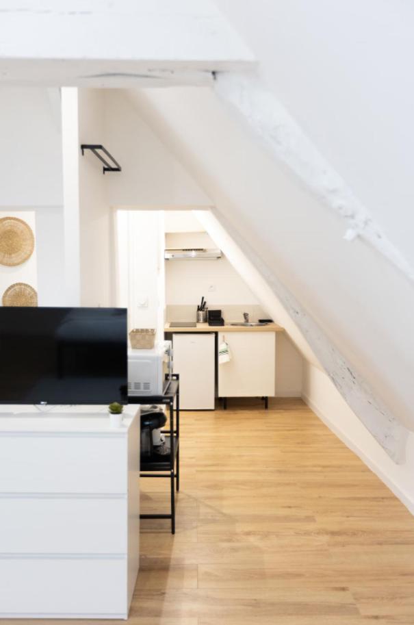 1225Location Apartment Cambrai Luaran gambar